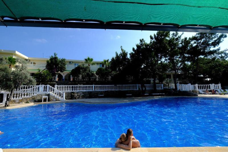 Larissa Hill Beach Hotel Конаклы Экстерьер фото